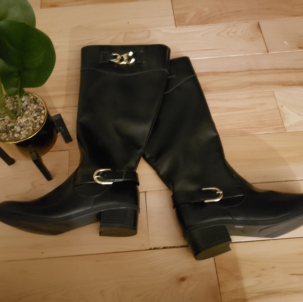 Karen Scott boots
